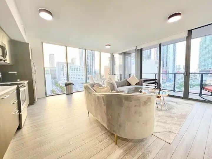 2Br, 2 Baths Lux Downtown Apt Heart Of Austin With Amazing Views, Pool, & Gym Exteriör bild